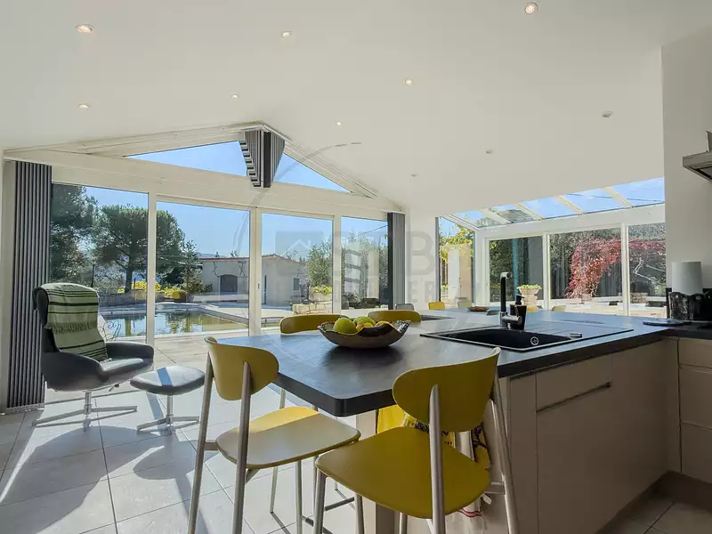 Maison, 166 m²