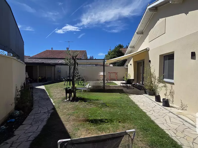 Maison, 102 m²