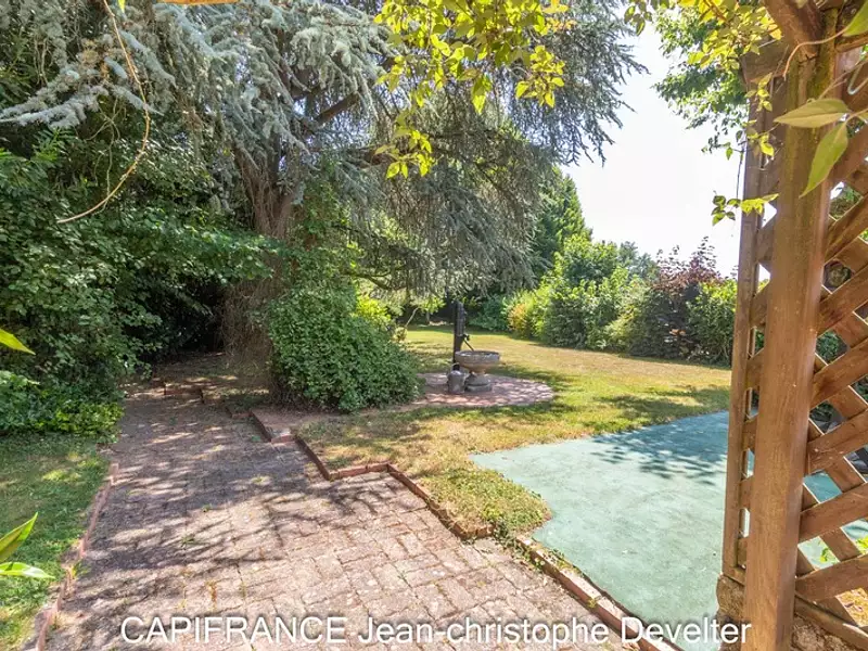 Maison, 250 m²