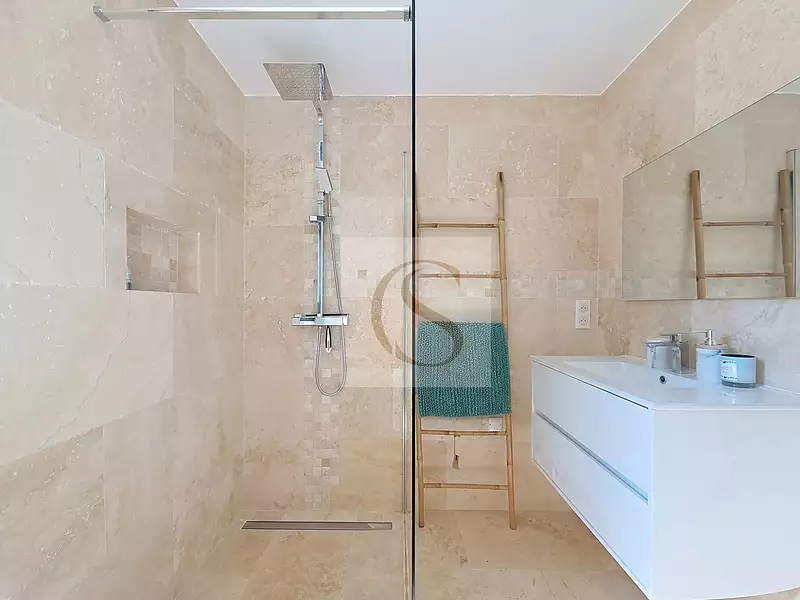 Maison, 180 m²