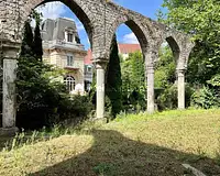 Maison, 972 m²