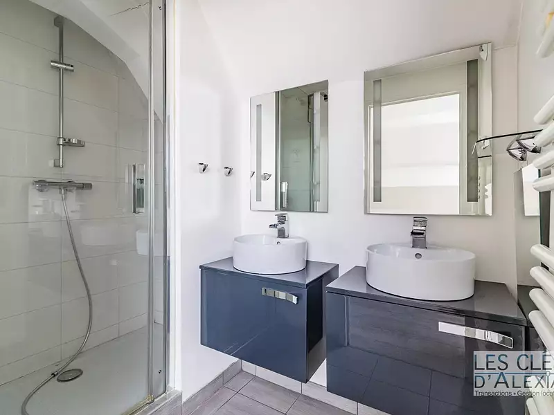 Appartement, 252,84 m²