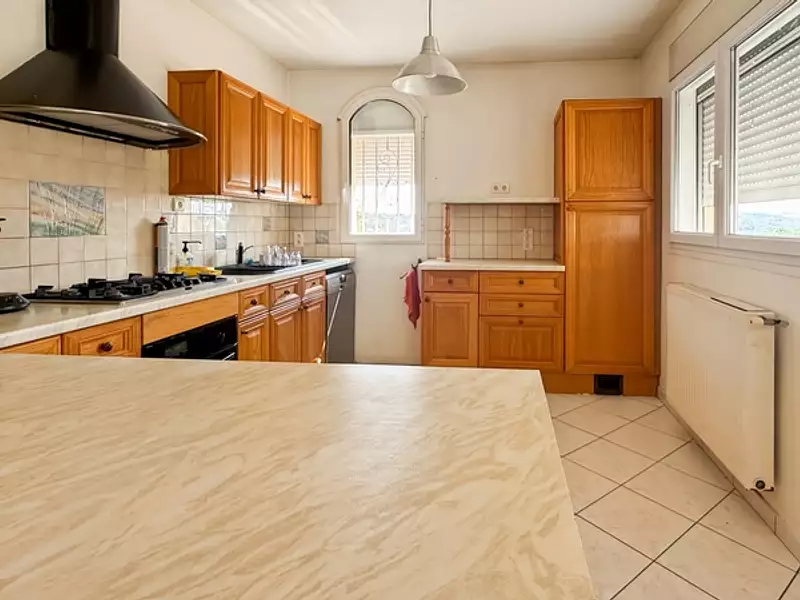 Maison, 184 m²