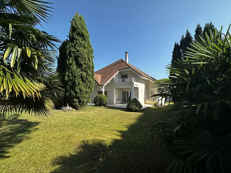 Maison, 163,4 m²
