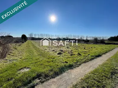 Terrain, 820 m²