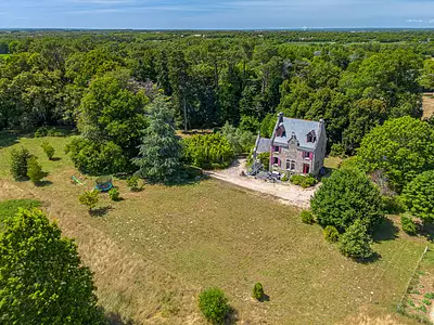 Maison, 240 m²