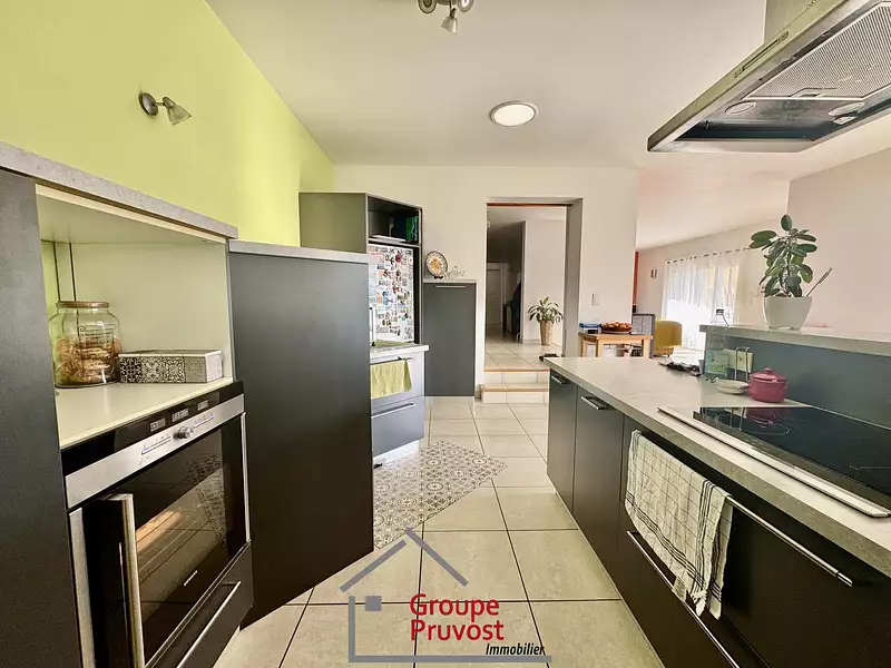 Maison, 174 m²