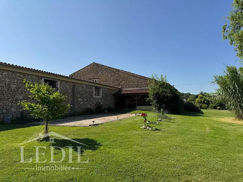 Maison, 183 m²