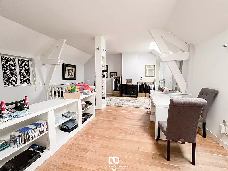 Maison, 260 m²