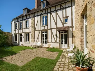 Maison, 250 m²