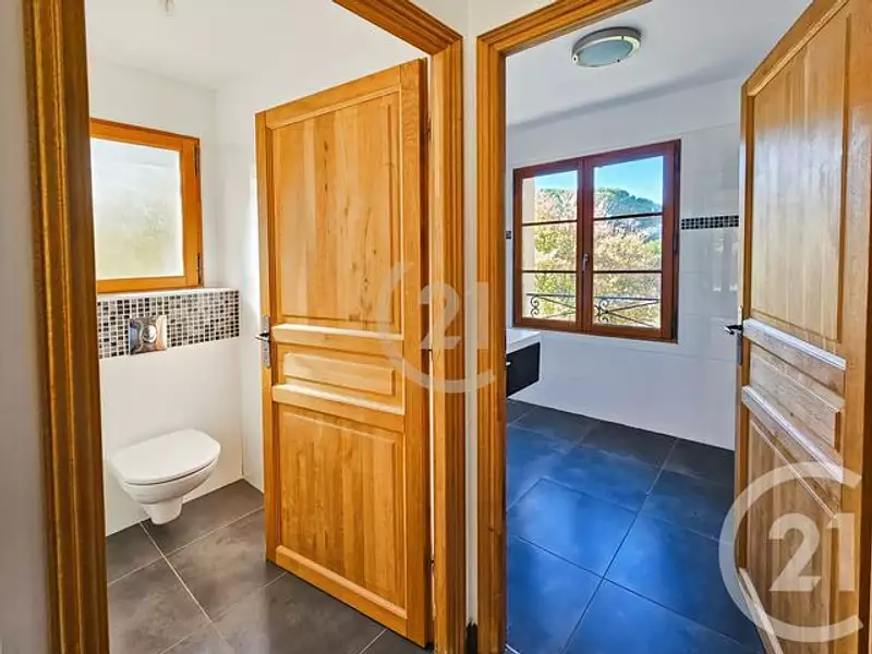 Maison, 222,2 m²