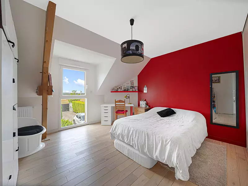 Maison, 166 m²
