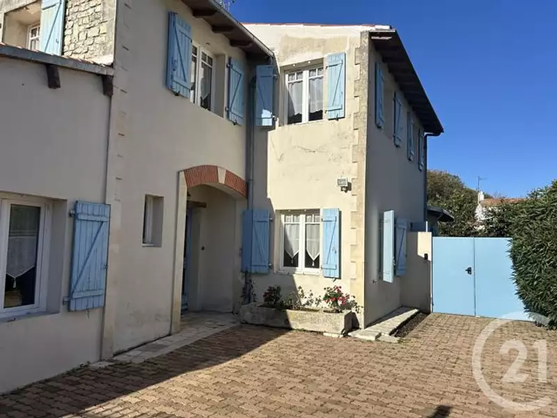 Maison, 155 m²