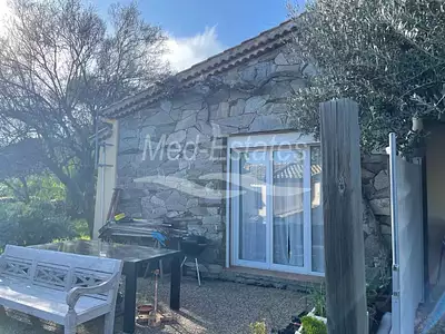 Maison, 275 m²
