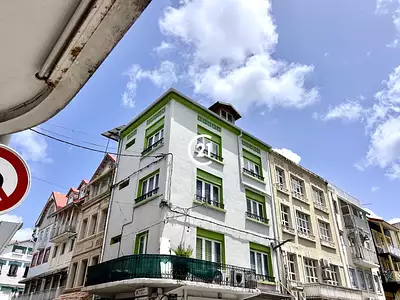 Immeuble, 216 m²