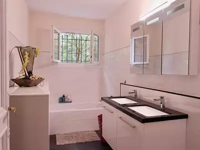 Maison, 384 m²