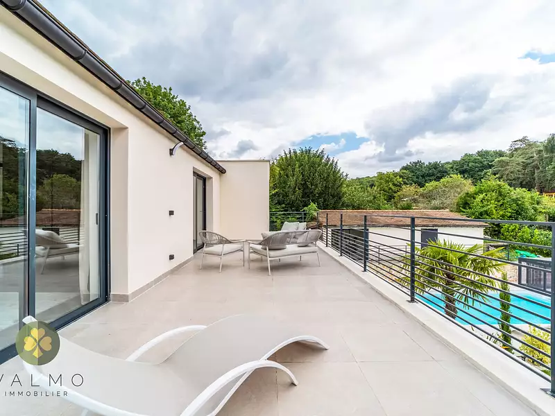 Maison, 315 m²