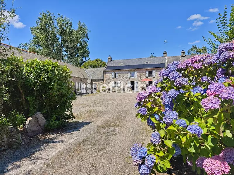 Maison, 466 m²