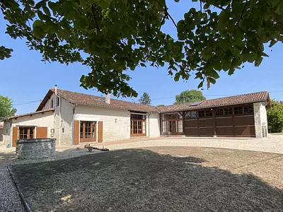 Maison, 256 m²