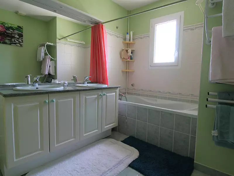 Maison, 169 m²