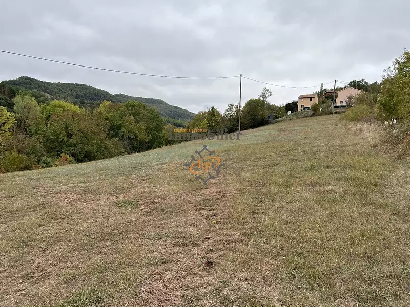 Terrain, 5 563 m²