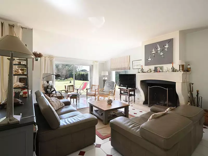 Maison, 208 m²