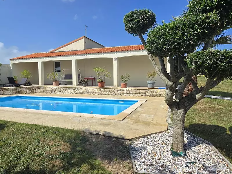 Maison, 239 m²