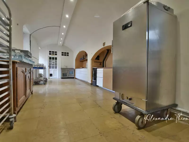 Maison, 1 500 m²