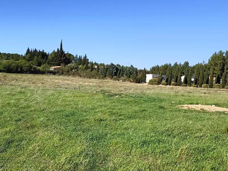 Terrain, 352 m²