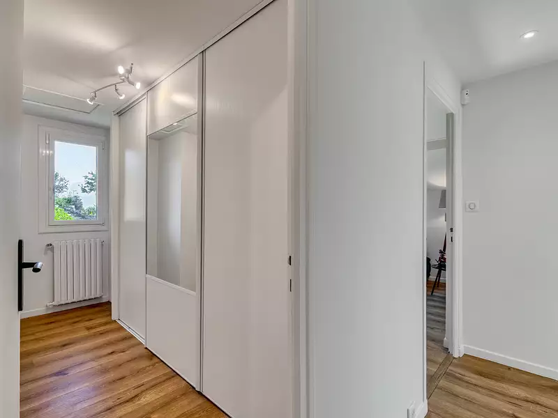Maison, 243 m²