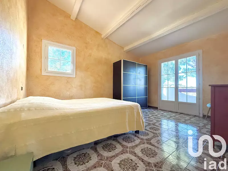 Maison, 240 m²