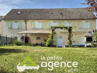Maison, 166 m²