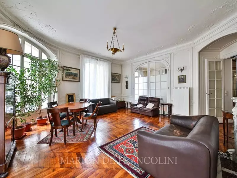 Appartement, 196 m²