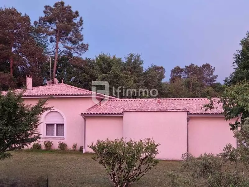 Maison, 168 m²