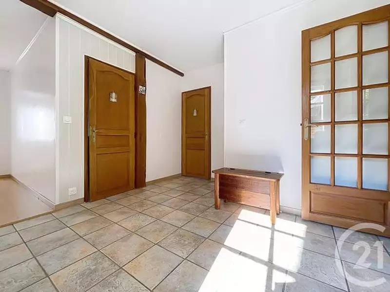 Maison, 218 m²