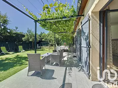 Maison, 231 m²