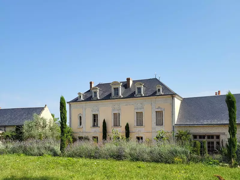 Maison, 590 m²