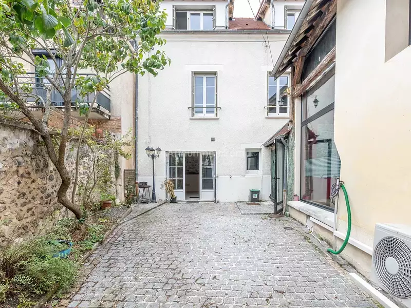 Maison, 223 m²