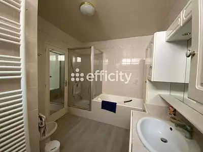 Immeuble, 340 m²