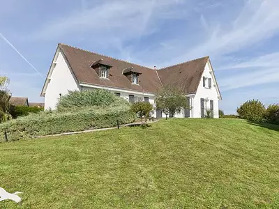 Maison, 225 m²