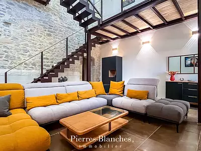 Maison, 238 m²
