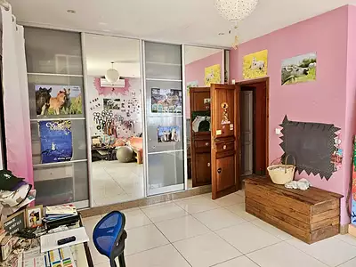 Maison, 200 m²