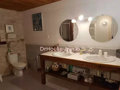 Maison, 280 m²