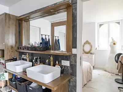 Maison, 281 m²