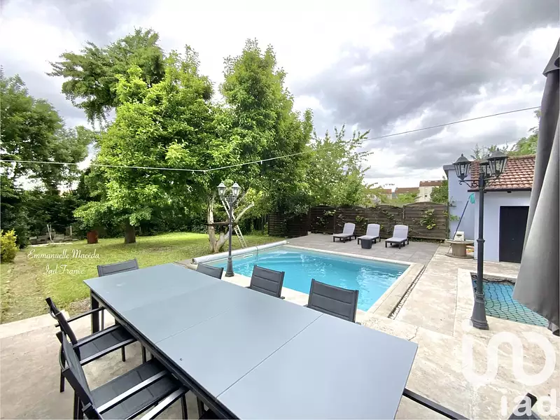 Maison, 230 m²