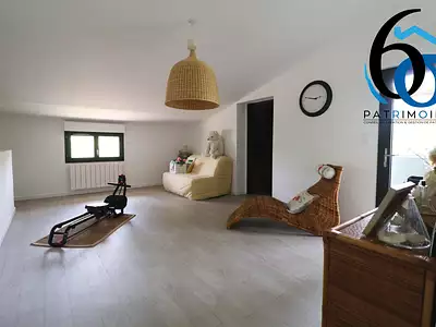 Maison, 205 m²
