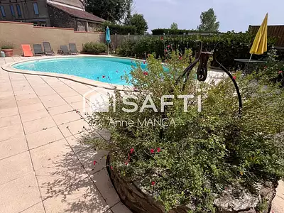 Maison, 285 m²