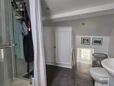 Maison, 196 m²