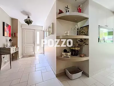 Maison, 285 m²