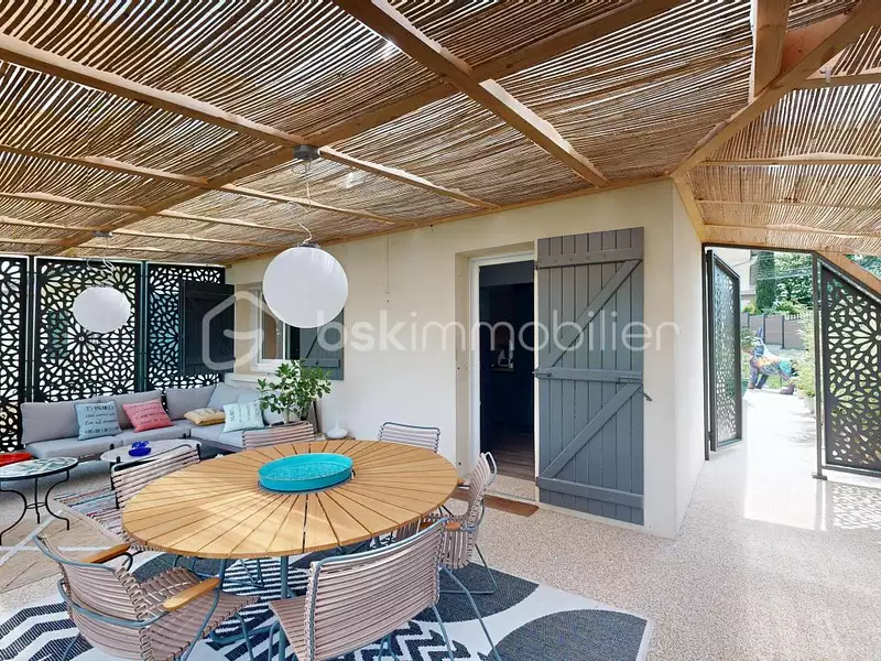 Maison, 213 m²